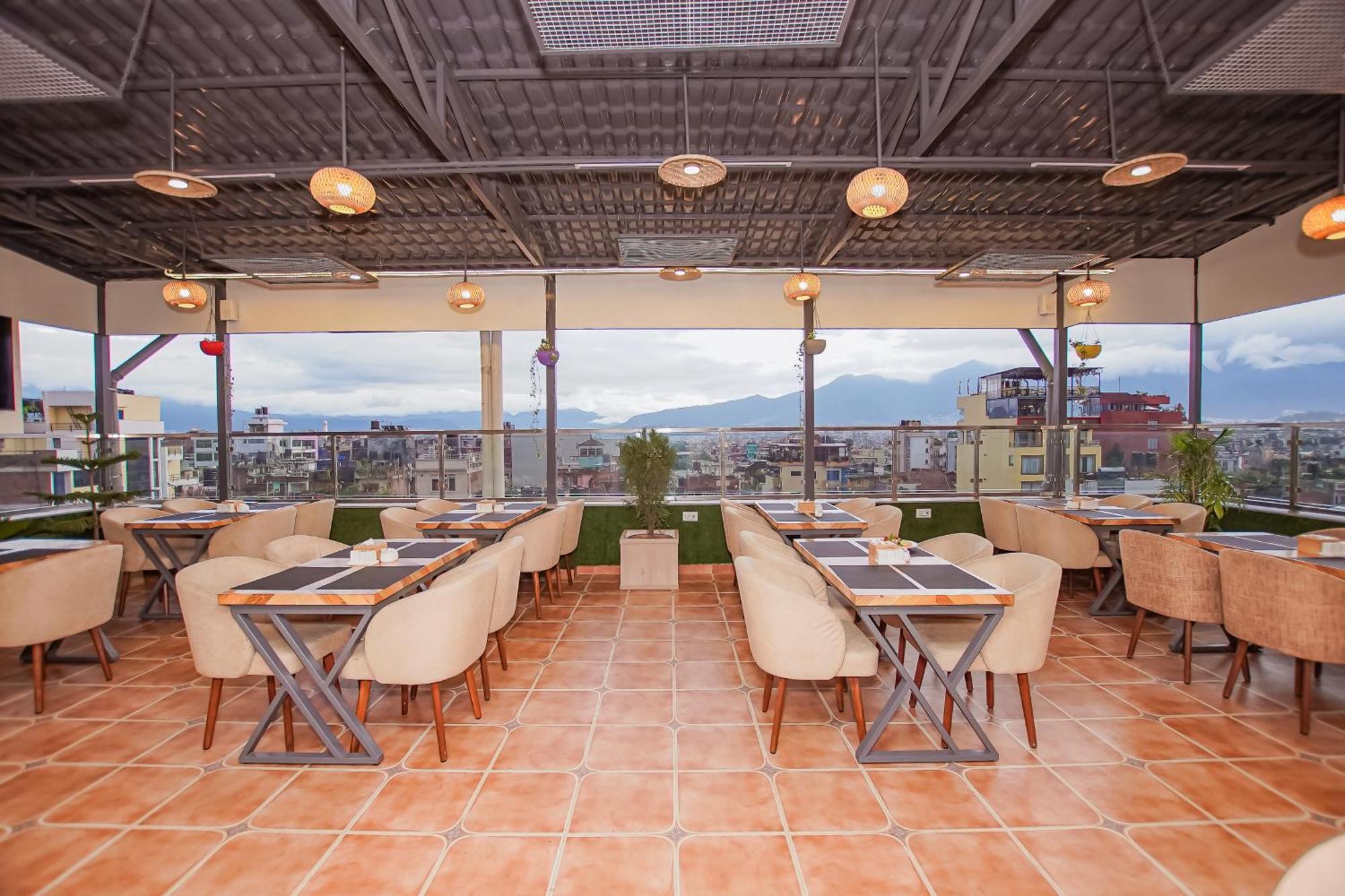 Hotel Vistara Katmandu Dış mekan fotoğraf