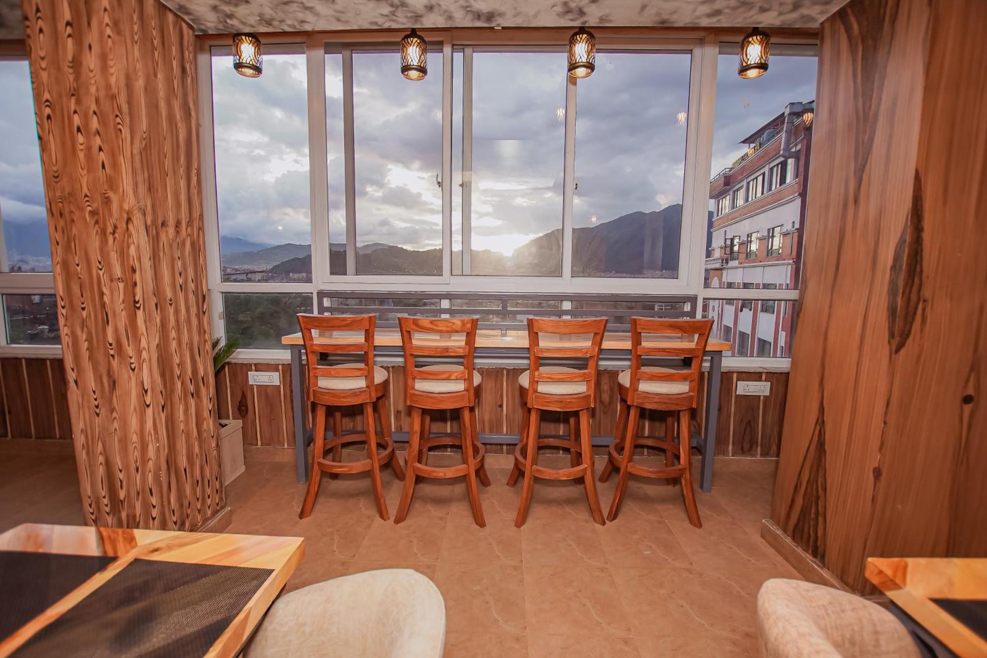 Hotel Vistara Katmandu Dış mekan fotoğraf