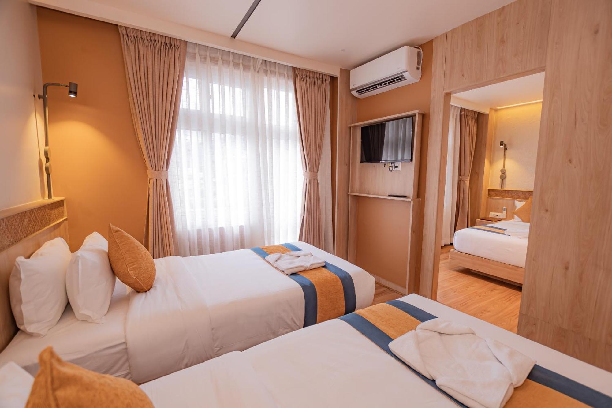 Hotel Vistara Katmandu Dış mekan fotoğraf