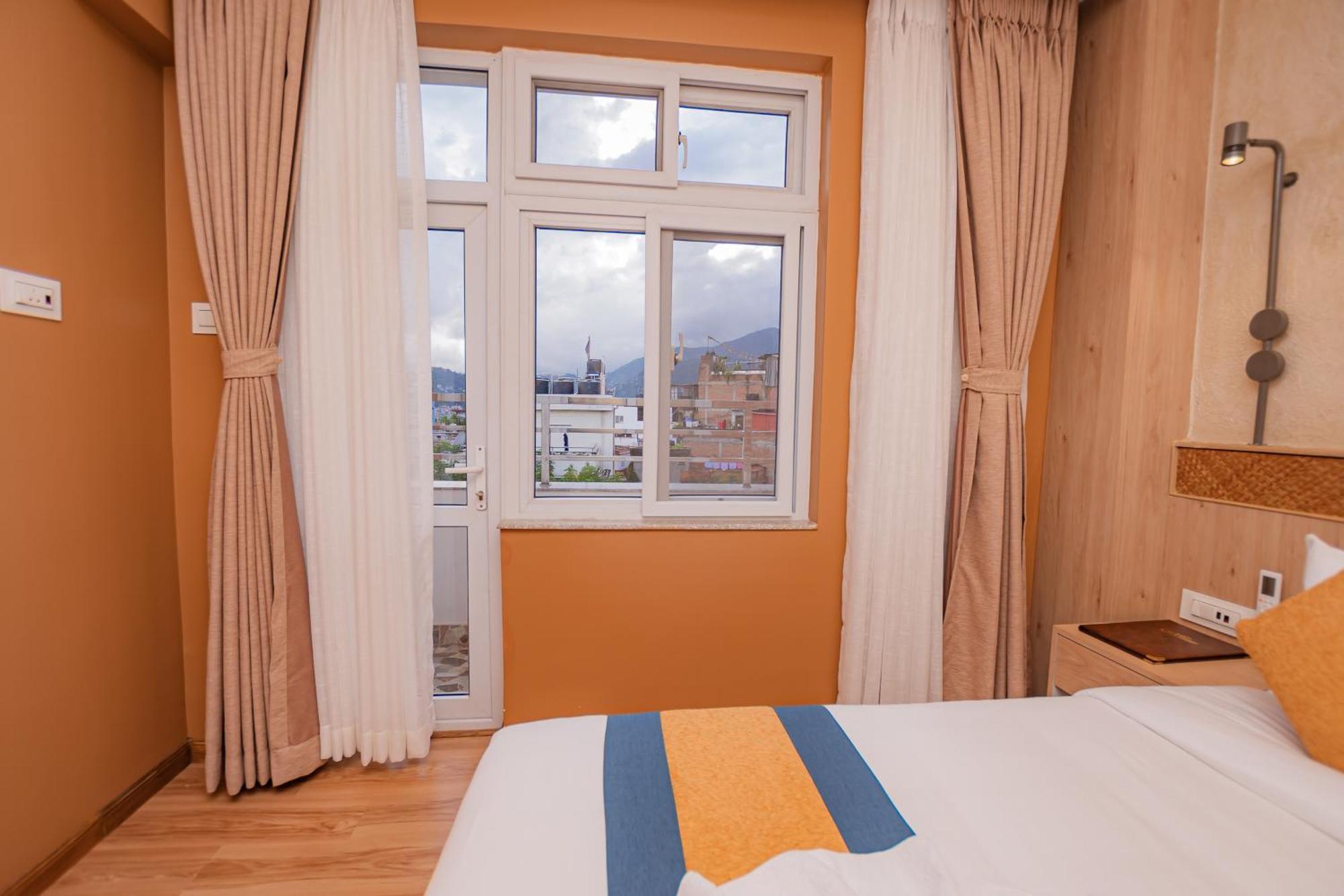 Hotel Vistara Katmandu Dış mekan fotoğraf