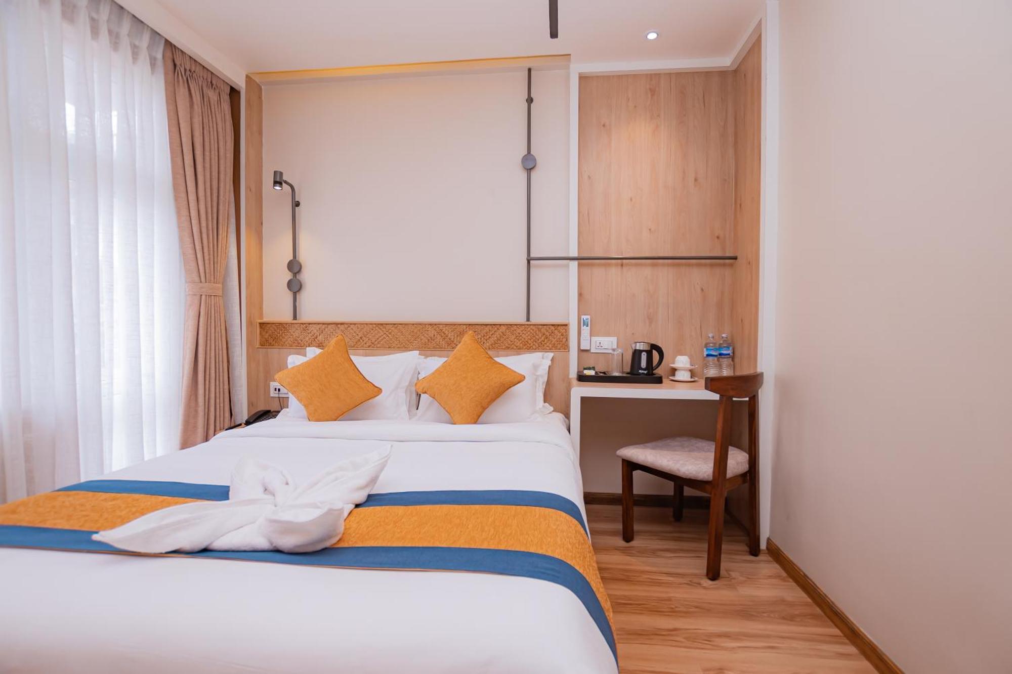 Hotel Vistara Katmandu Dış mekan fotoğraf