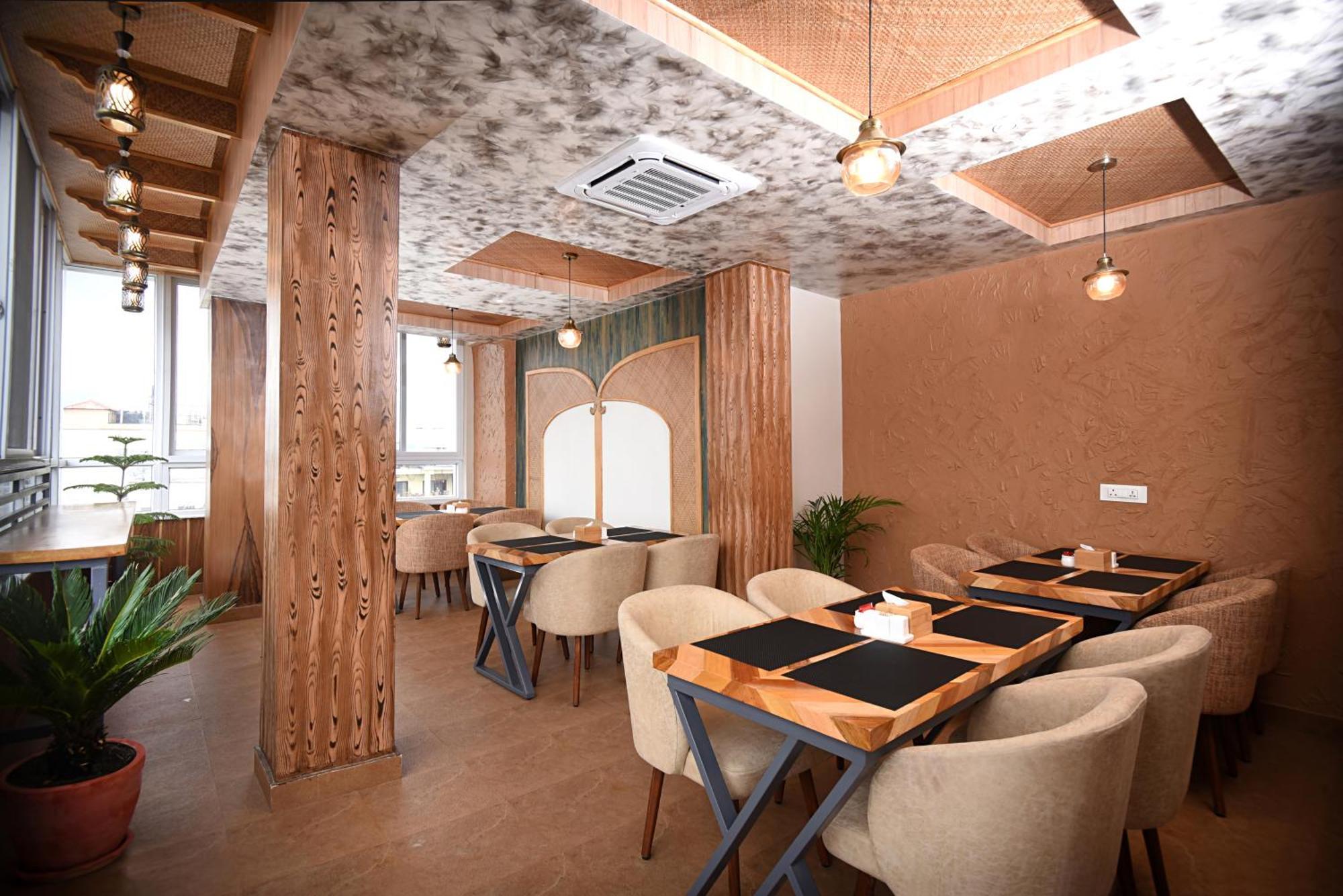 Hotel Vistara Katmandu Dış mekan fotoğraf